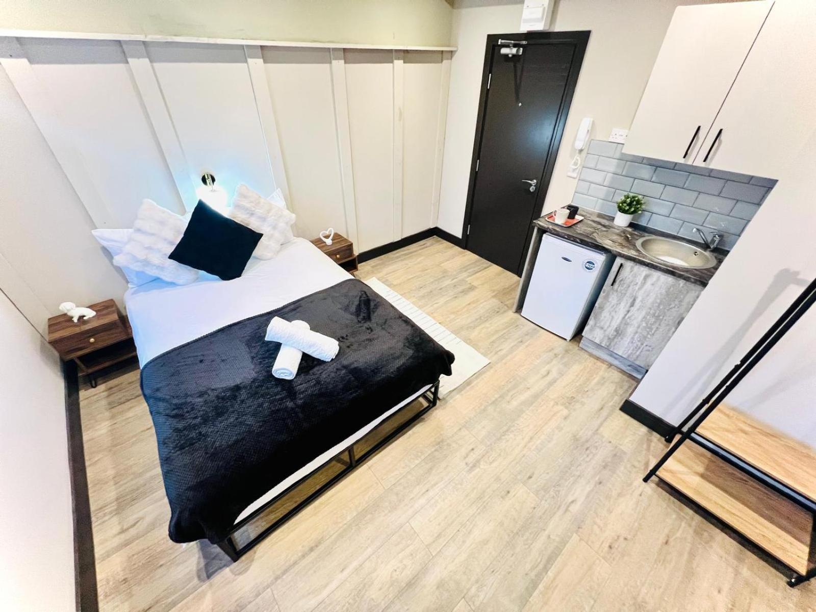 London 72 City Center Studio Top Location I ภายนอก รูปภาพ