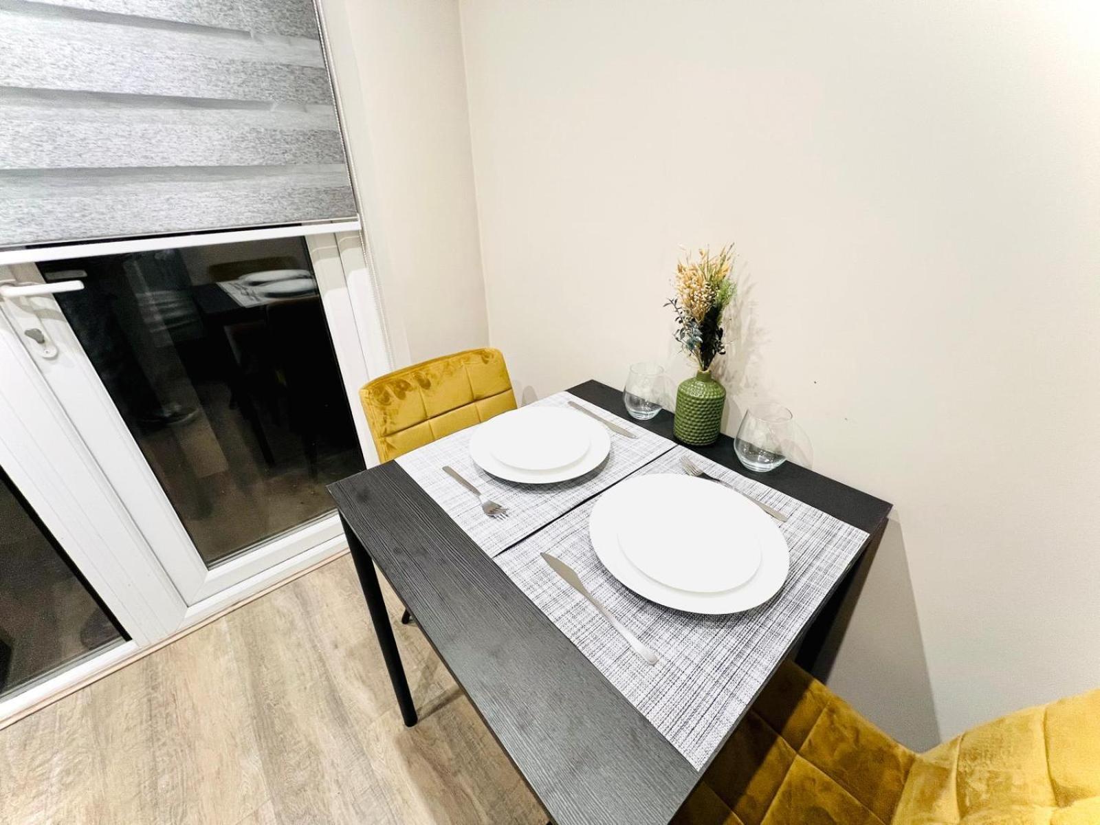 London 72 City Center Studio Top Location I ภายนอก รูปภาพ