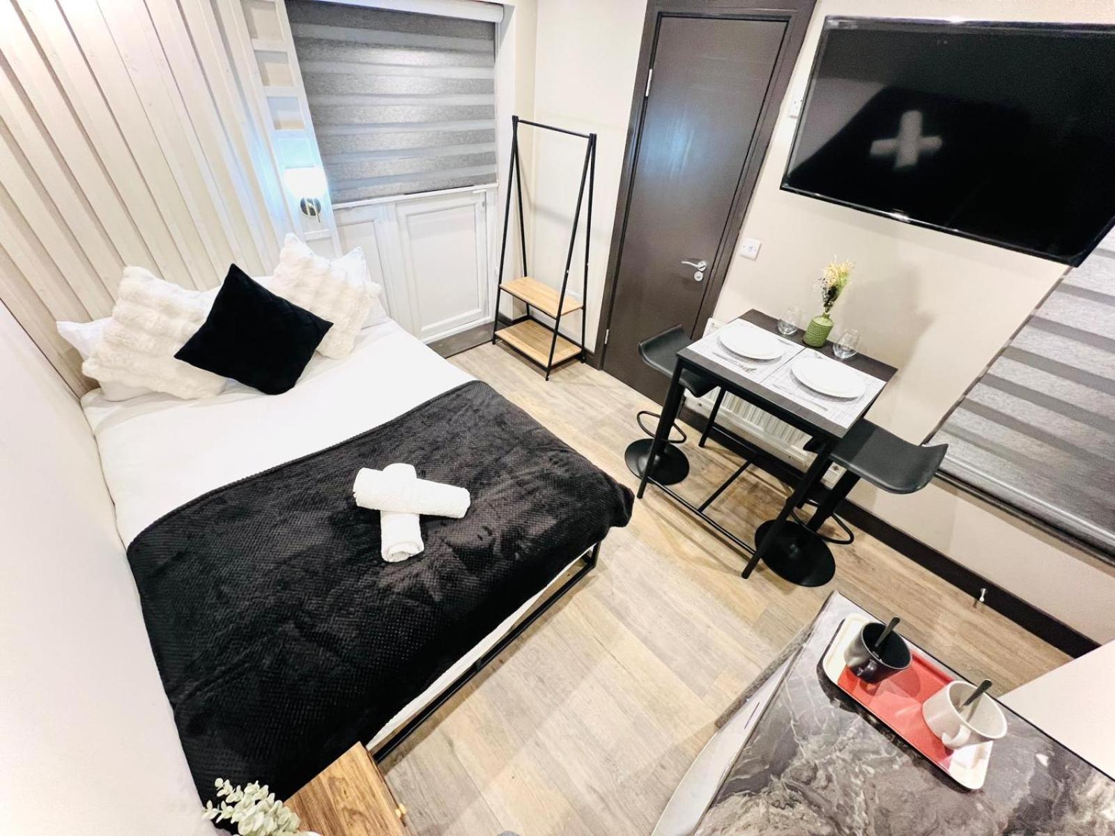 London 72 City Center Studio Top Location I ภายนอก รูปภาพ