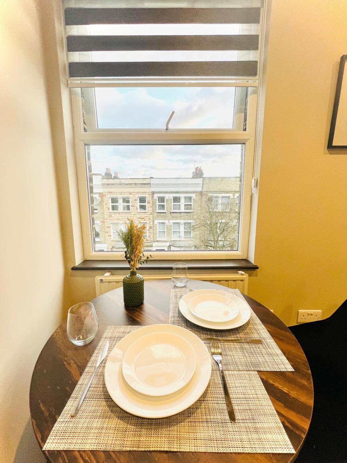 London 72 City Center Studio Top Location I ภายนอก รูปภาพ